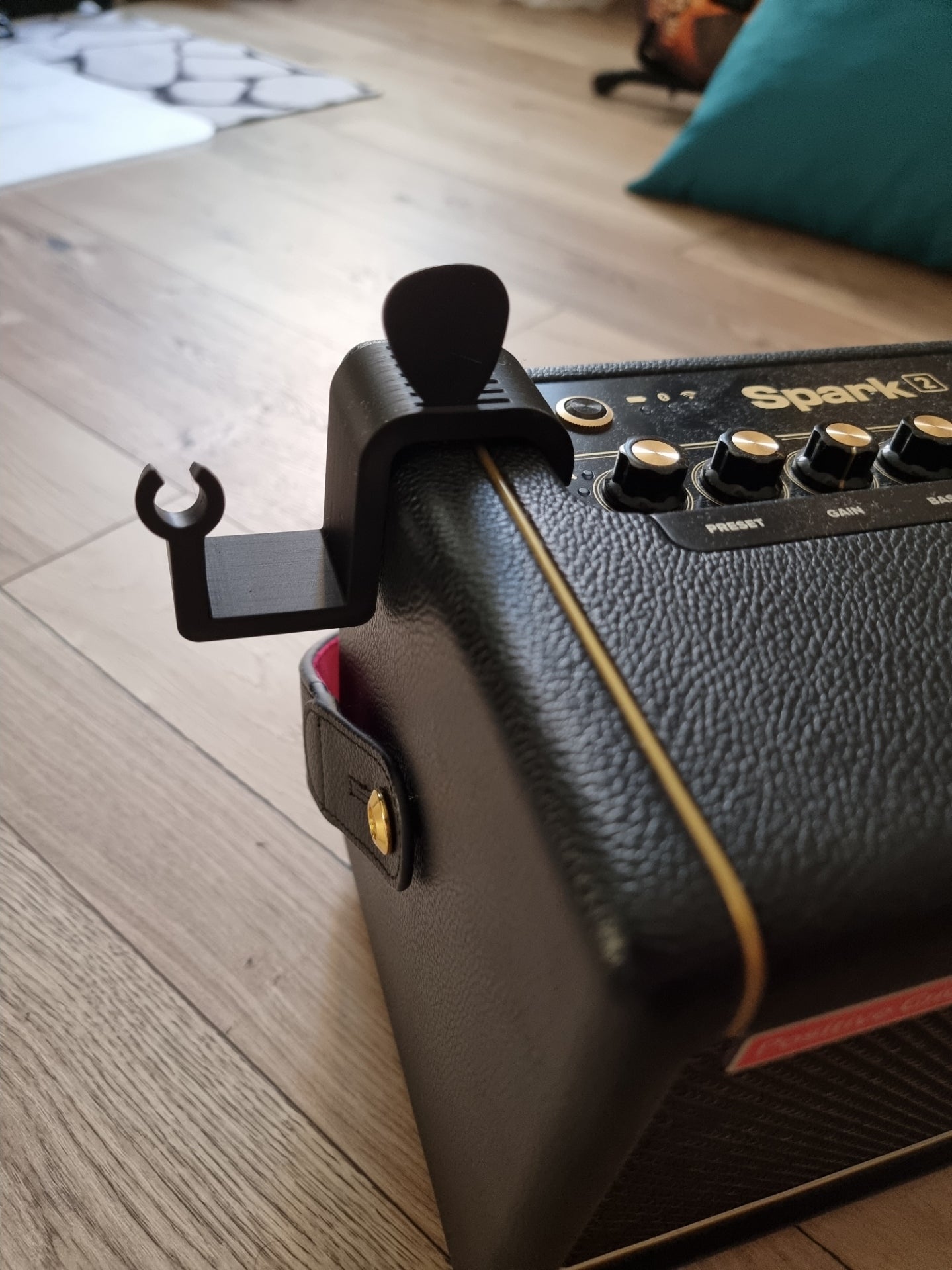 Cable Holder Spark 2